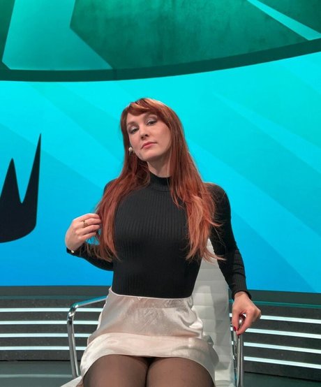 feet milf onlyfans art nude pic