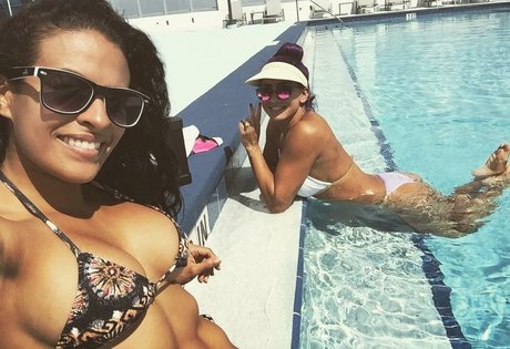 Zelina Vega erotic actress img