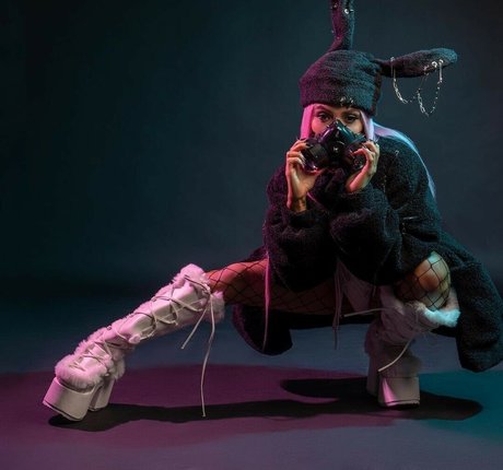 Zelina Vega model pretty picture