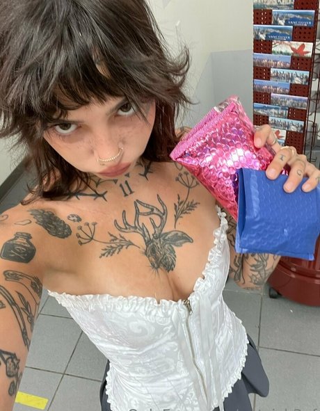 hottest young onlyfans art naked gallery