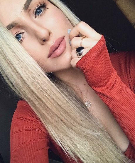 Emerome hd pornstar pics