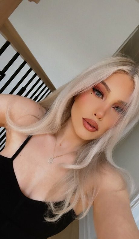 Emerome pornstar hot images