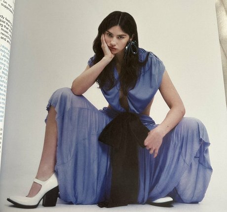 milf handjob onlyfans sexy naked picture