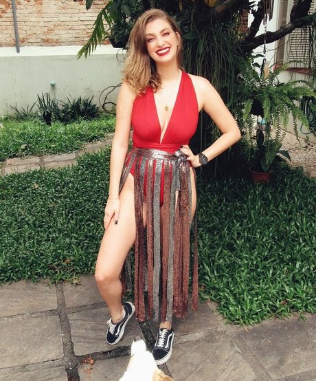 Carol Moreira star exclusive galleries