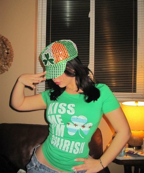 goth threesome onlyfans free naked picture