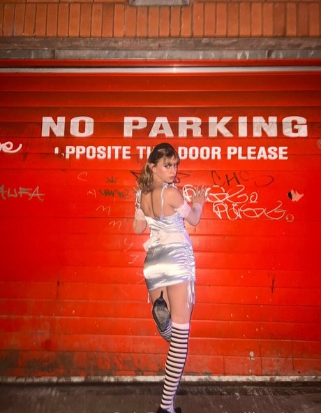 halli n lover best model img