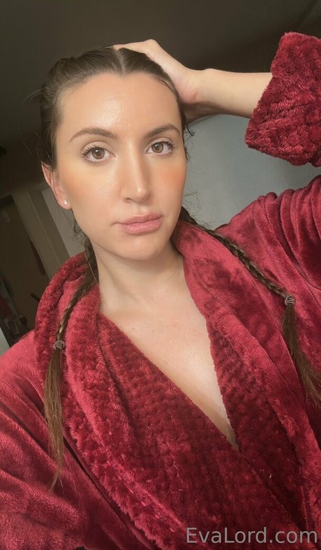 evalord xxx model photo