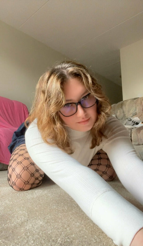 evewarden model beautiful galleries