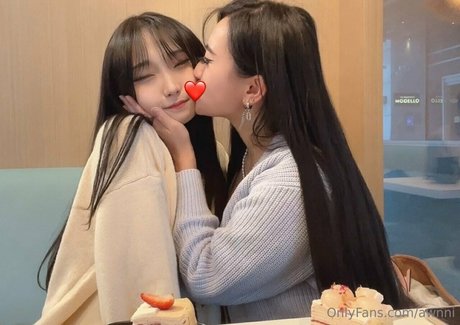 awnni sexy pornstar image