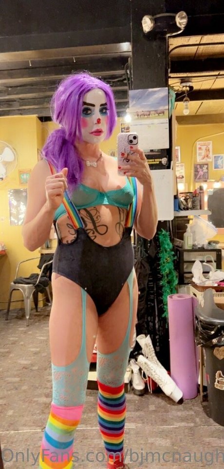 bjmcnaughty model best gallery