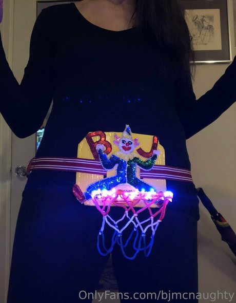 bjmcnaughty model sexy images