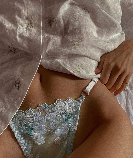 nicoleevien hot actress galleries