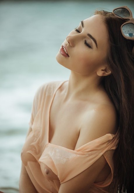 busty bbw onlyfans sexy nudes photos