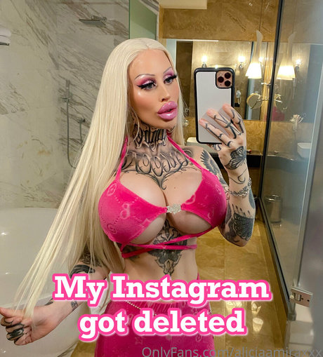 big dick shemale onlyfans free xxx pic