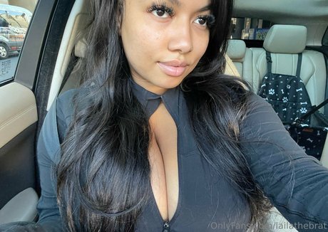 lailathebrat pornographic model photos