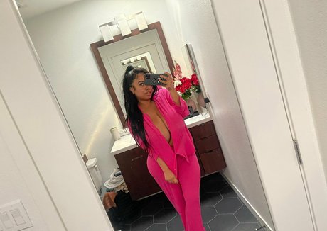 lailathebrat pornstar perfect pictures