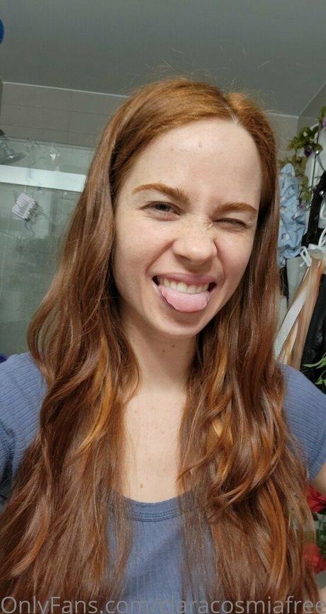 claracosmiafree pretty model img