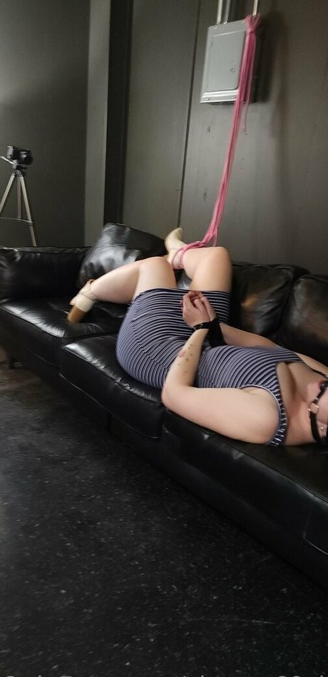 shutup69sitdown naked model archive