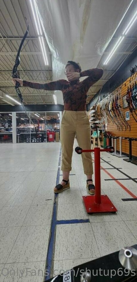 shutup69sitdown beautiful actress image