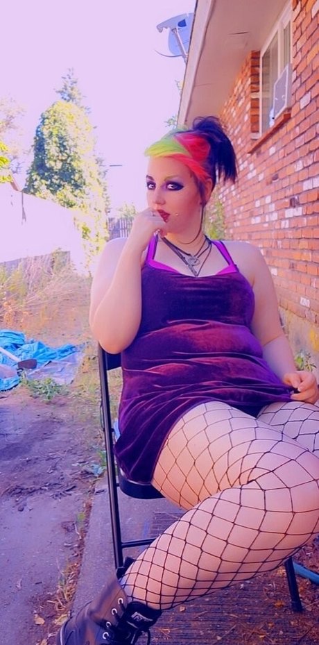 monsterbun42 nudes model photo