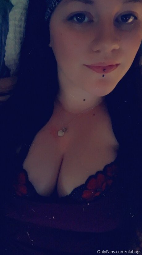 niabugs hot model pics