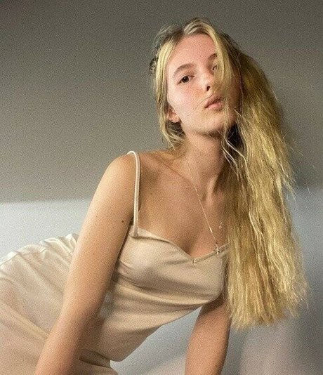 Alena Barhalenko actress image