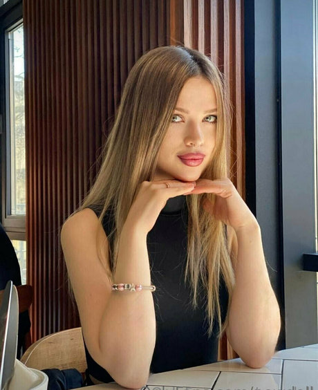 giant onlyfans hot gallery