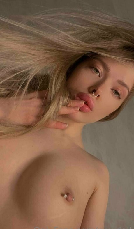 newdoll adult actress pic