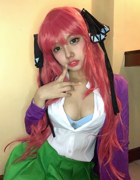 raisoftwi model pretty photos