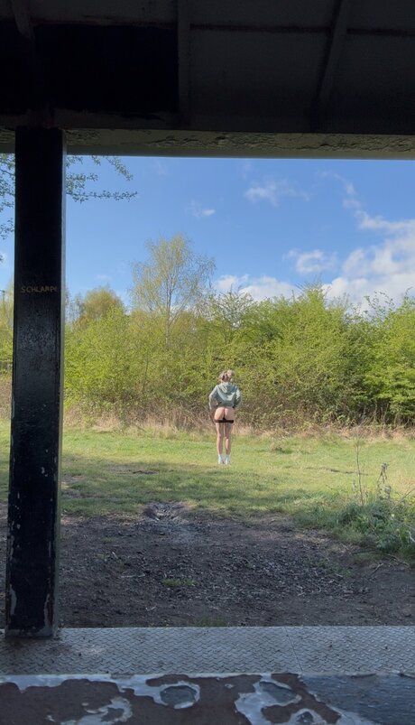 Fakeannalee model perfect images