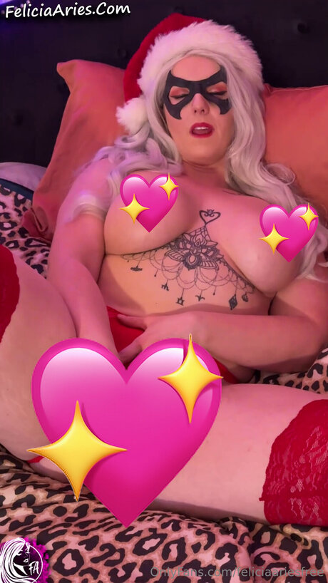 Feliciaariesfree star naked images