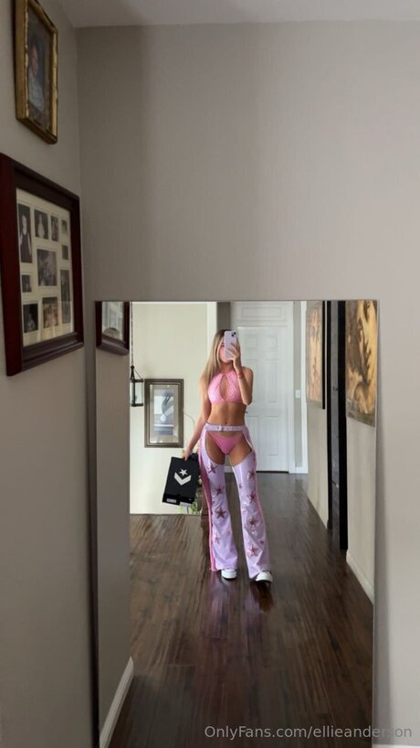 Ellieanderson best actress photo