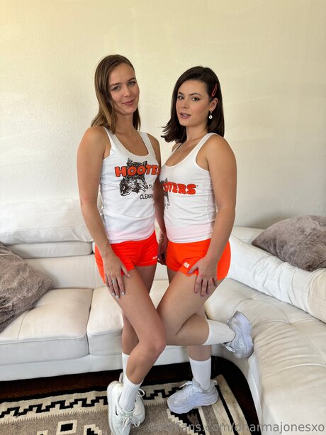 Dharmajonesxo art star pictures