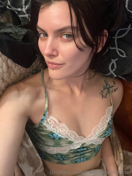 Thehotnessmonster model hot photos