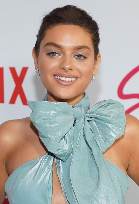 Odeya Rush sexy model picture