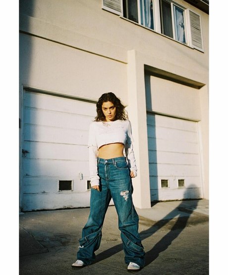 Odeya Rush star sex pictures