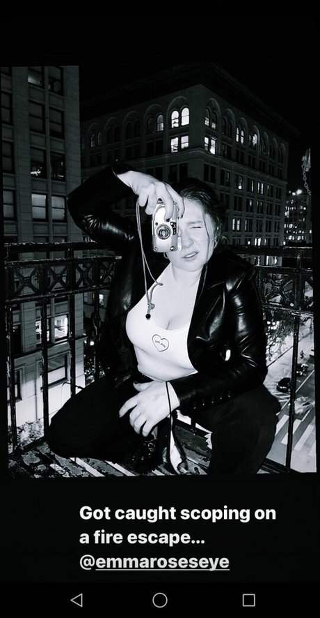 Emma Kenney star archive