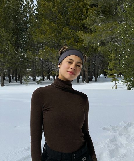 Buhnny actress picture