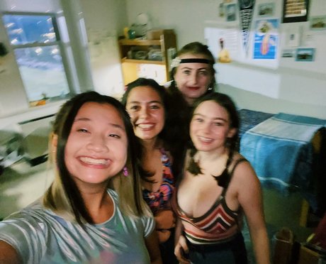 Deena E model hd photos