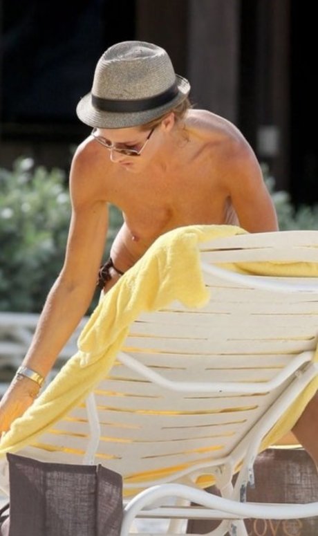 teen tits onlyfans hot gallery