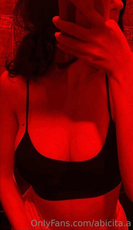 fingering pussy onlyfans beautiful naked photos