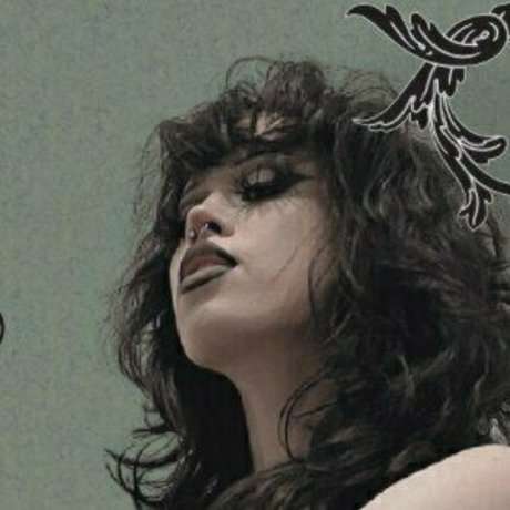 emundead nice actress pics