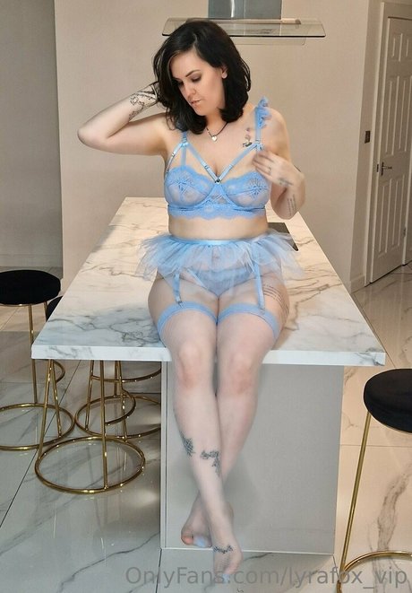 lyrafox free model sexy photo