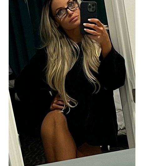 hairy legs onlyfans hot nude photos