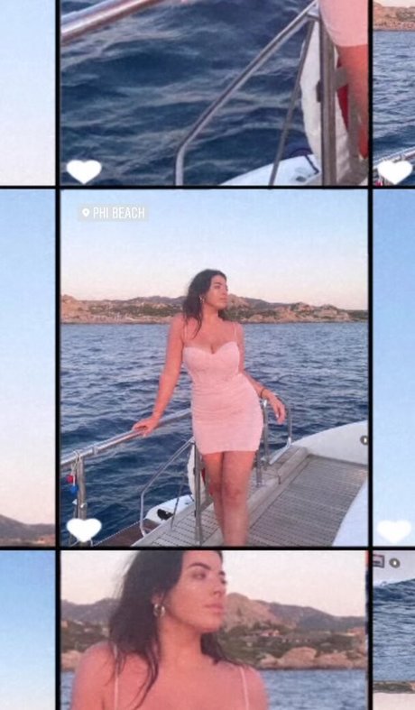 curvy shemale onlyfans pornos images