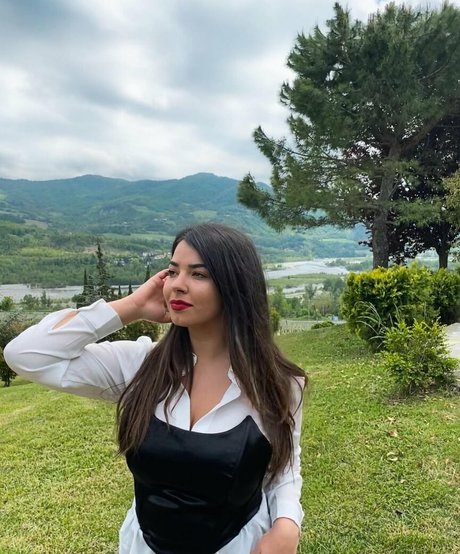 black lesbian onlyfans xxx image