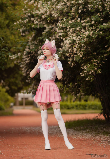 Penkarui model exclusive archive