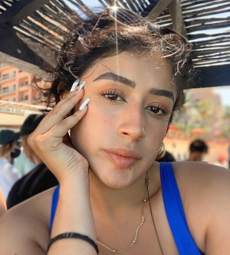 baelib beautiful model galleries