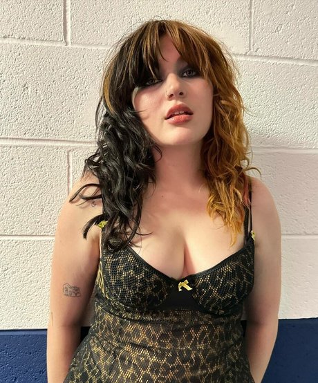 shemale cum in mouth onlyfans free pic