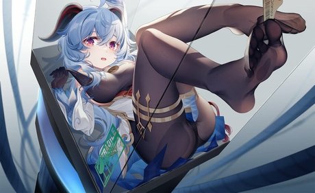 mirror onlyfans nude gallery